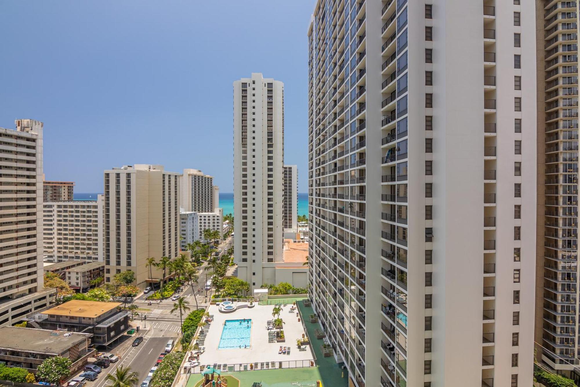 Beautiful 1Br, Steps To Waikiki Beach And Parking 檀香山 外观 照片