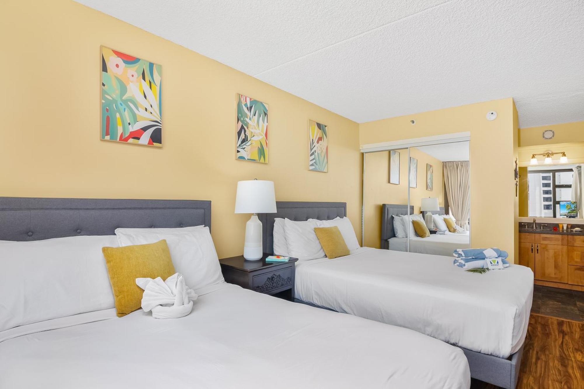 Beautiful 1Br, Steps To Waikiki Beach And Parking 檀香山 外观 照片