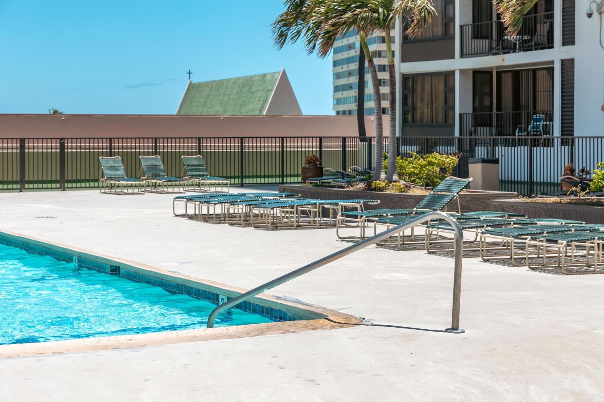 Beautiful 1Br, Steps To Waikiki Beach And Parking 檀香山 外观 照片