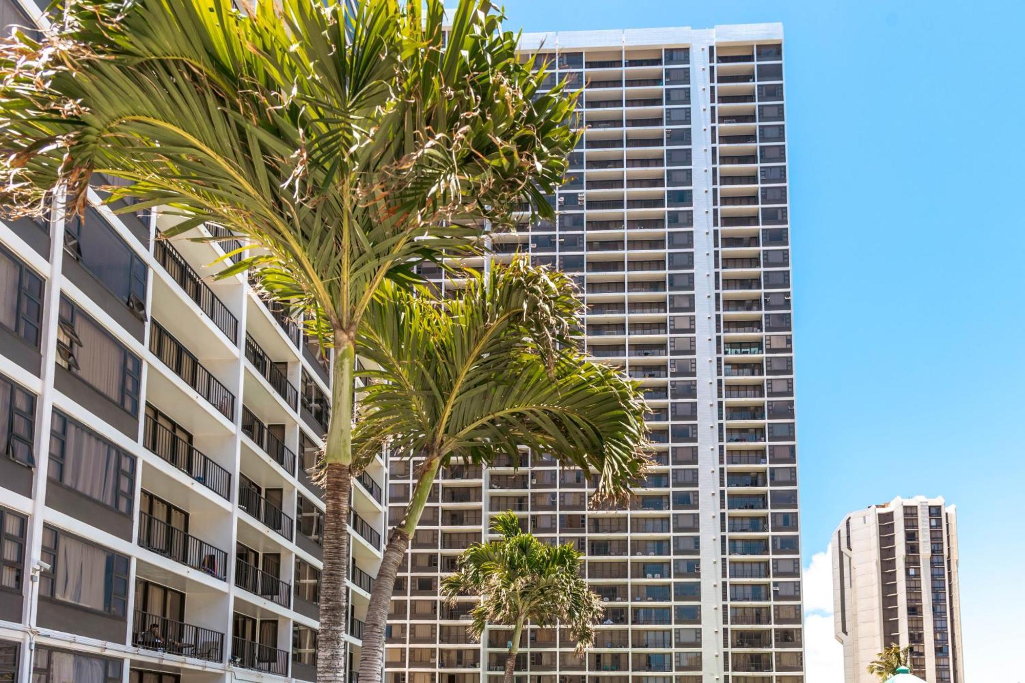 Beautiful 1Br, Steps To Waikiki Beach And Parking 檀香山 外观 照片